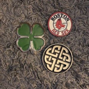 Lot of men’s belt buckles